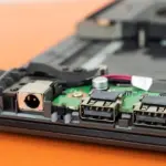 Hvordan tilslutter jeg en stregkodescanner til min computer eller mobil enhed?